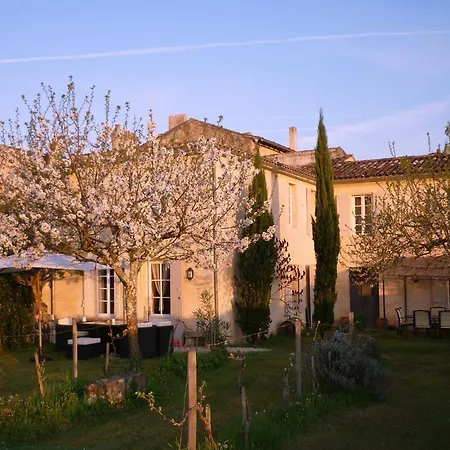 La Pignarderie Wines Villa Belves-de-Castillon